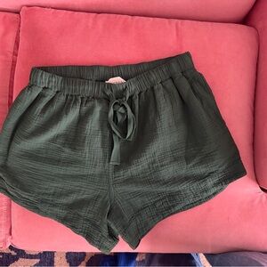 The Great cotton gauze lounge short nwot size 2